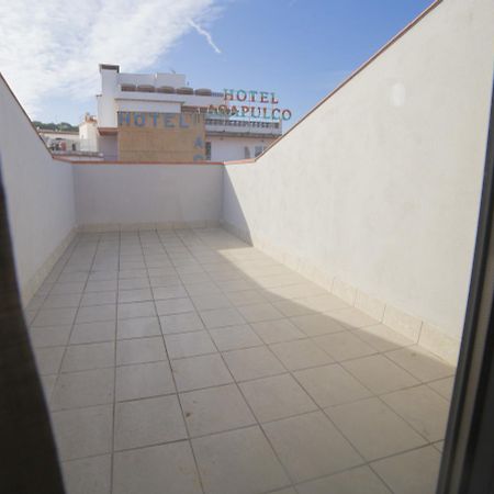 Apartaments Ponent Lloret de Mar Exterior photo